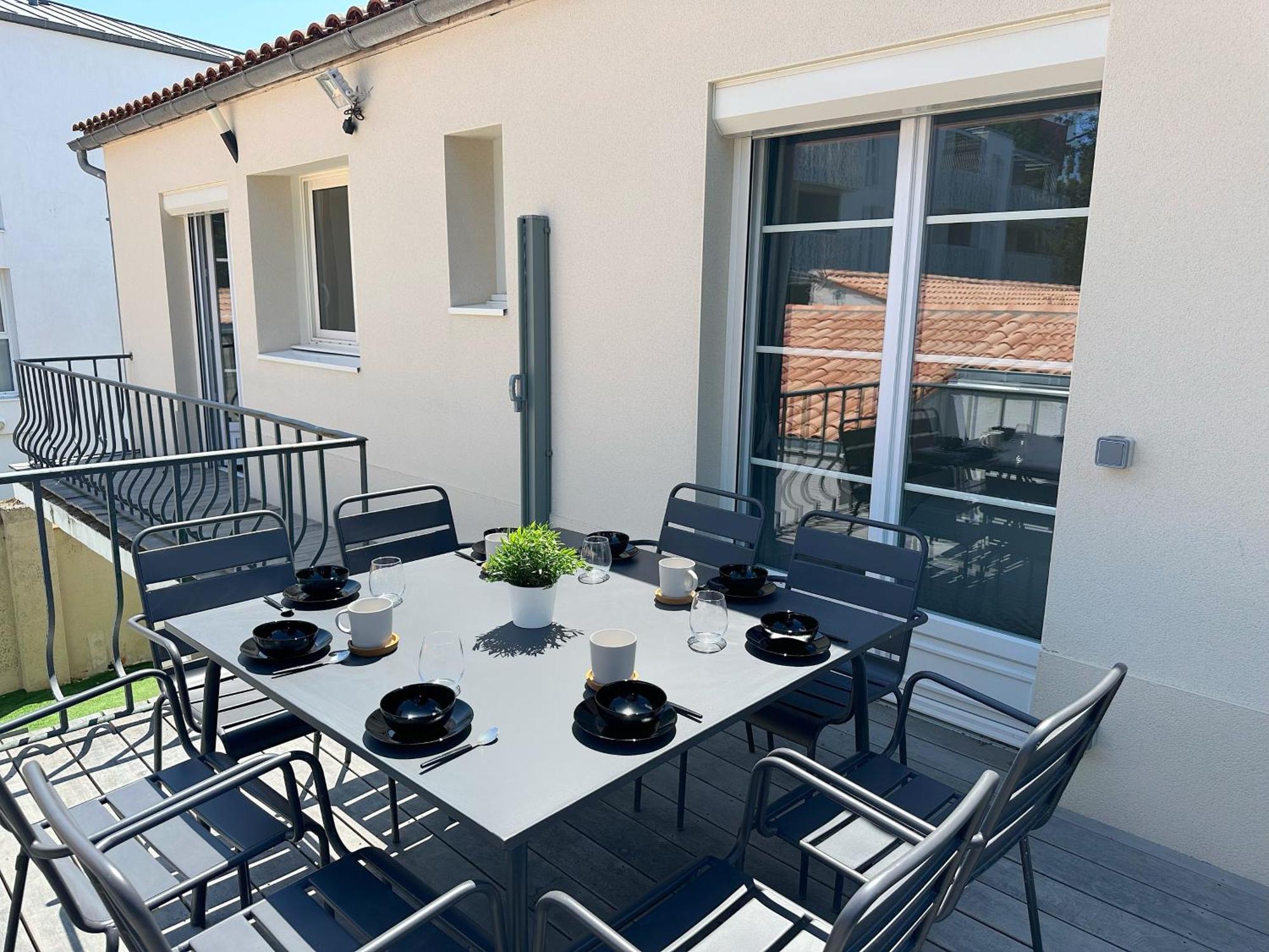 Les Appartements Du Carnot - Terrasses Et Jardins ラ・ロシェル エクステリア 写真