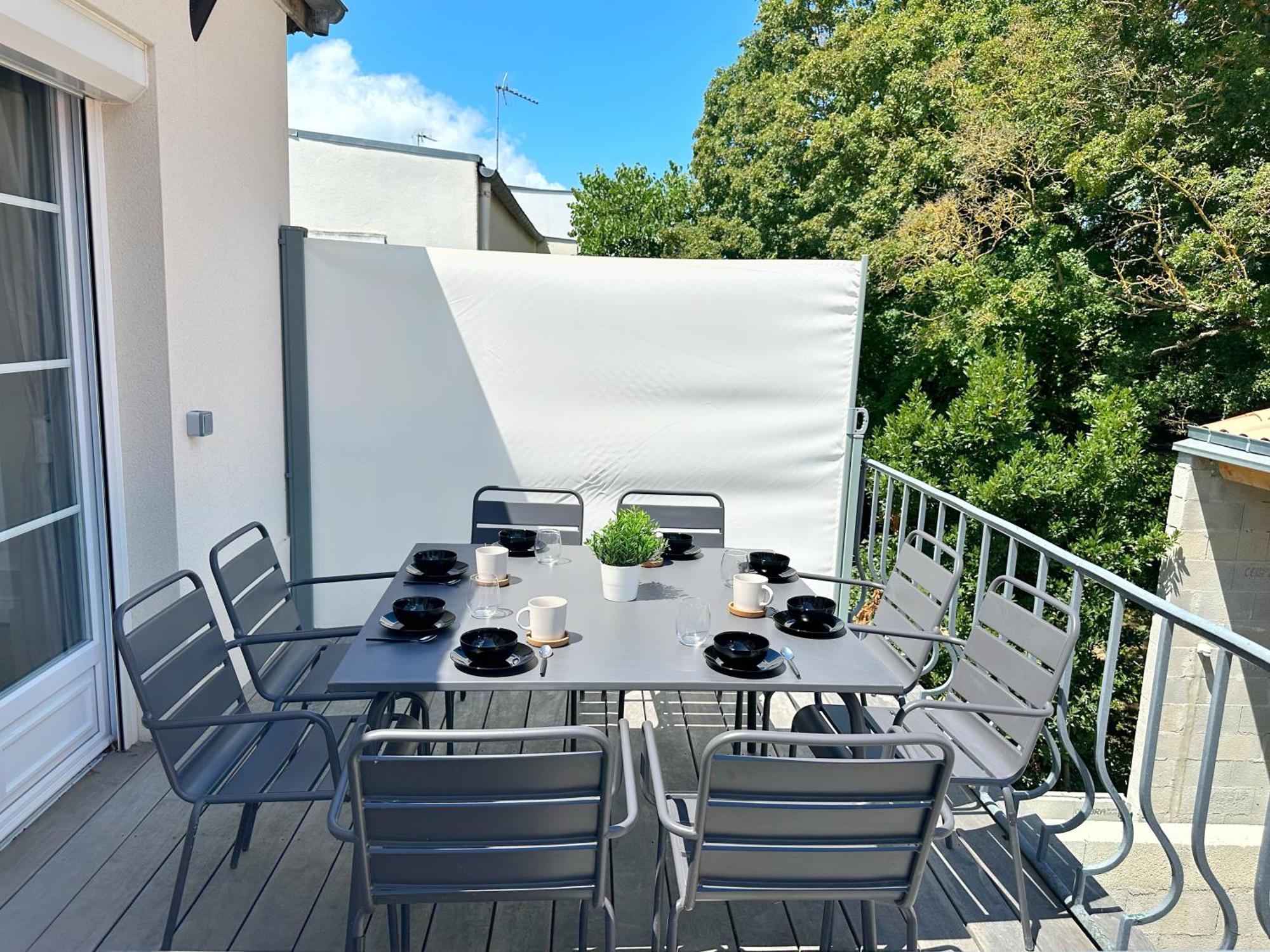 Les Appartements Du Carnot - Terrasses Et Jardins ラ・ロシェル エクステリア 写真